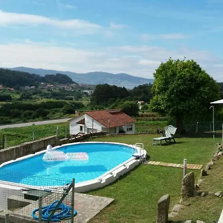 Casa Con Piscina En Sanxenxo P-0001 *